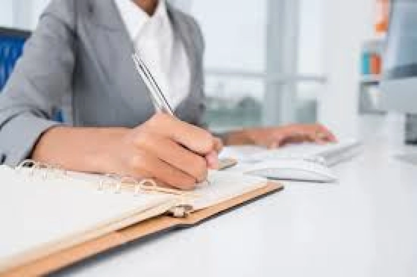 Le recrutement du personnel « non productif » : un investissement stratégique souvent sous-estimé